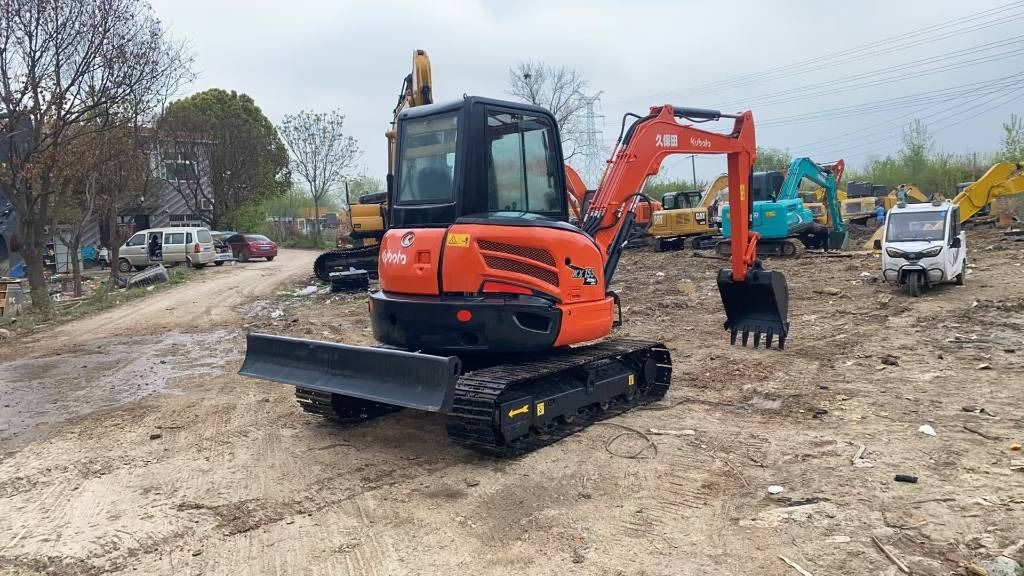2023 Kubota KX155 mini excavator, front three-quarter view 2023 Kubota KX155 mini excavator, front three-quarter view