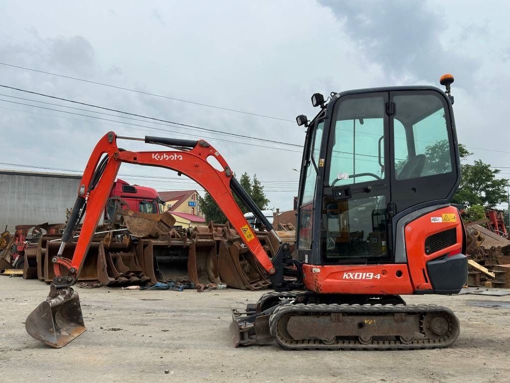 2014 Kubota KX019-4 mini excavator side view