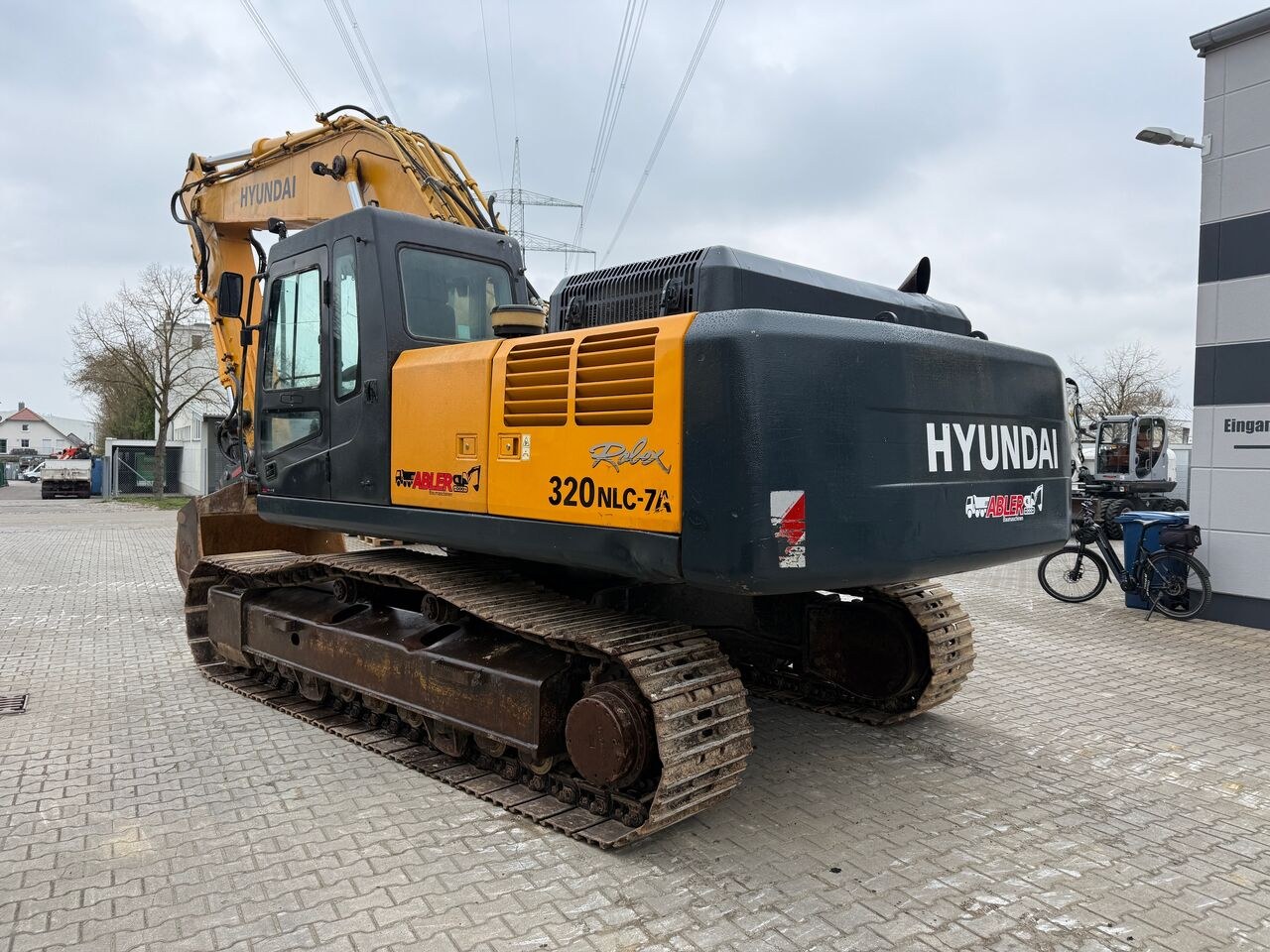 2008 Hyundai R320NLC-7A crawler excavator, rear three-quarter view