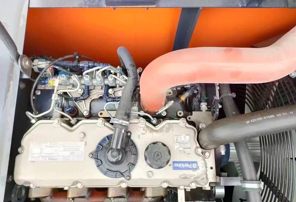 2025 Doosan DX 200 Crawler Excavator engine compartment view 2025 Doosan DX 200 Crawler Excavator engine compartment view