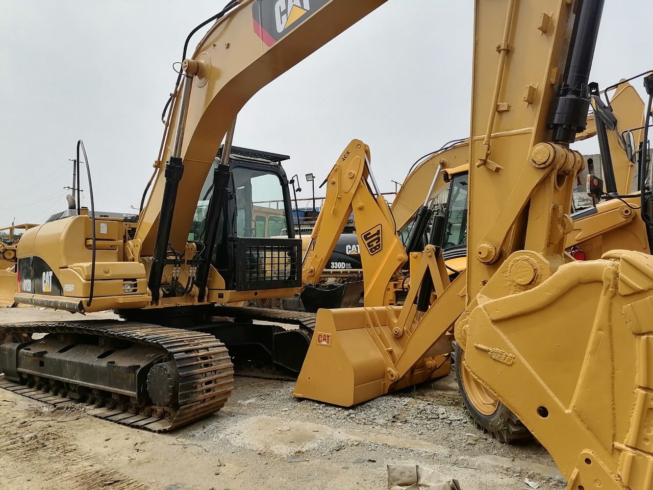 2020 Caterpillar 312D excavator, side profile view 2020 Caterpillar 312D excavator, side profile view