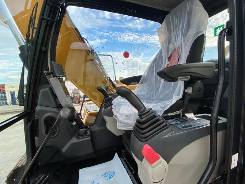 2019 Sany SY135 Crawler Excavator interior cab view 2019 Sany SY135 Crawler Excavator interior cab view