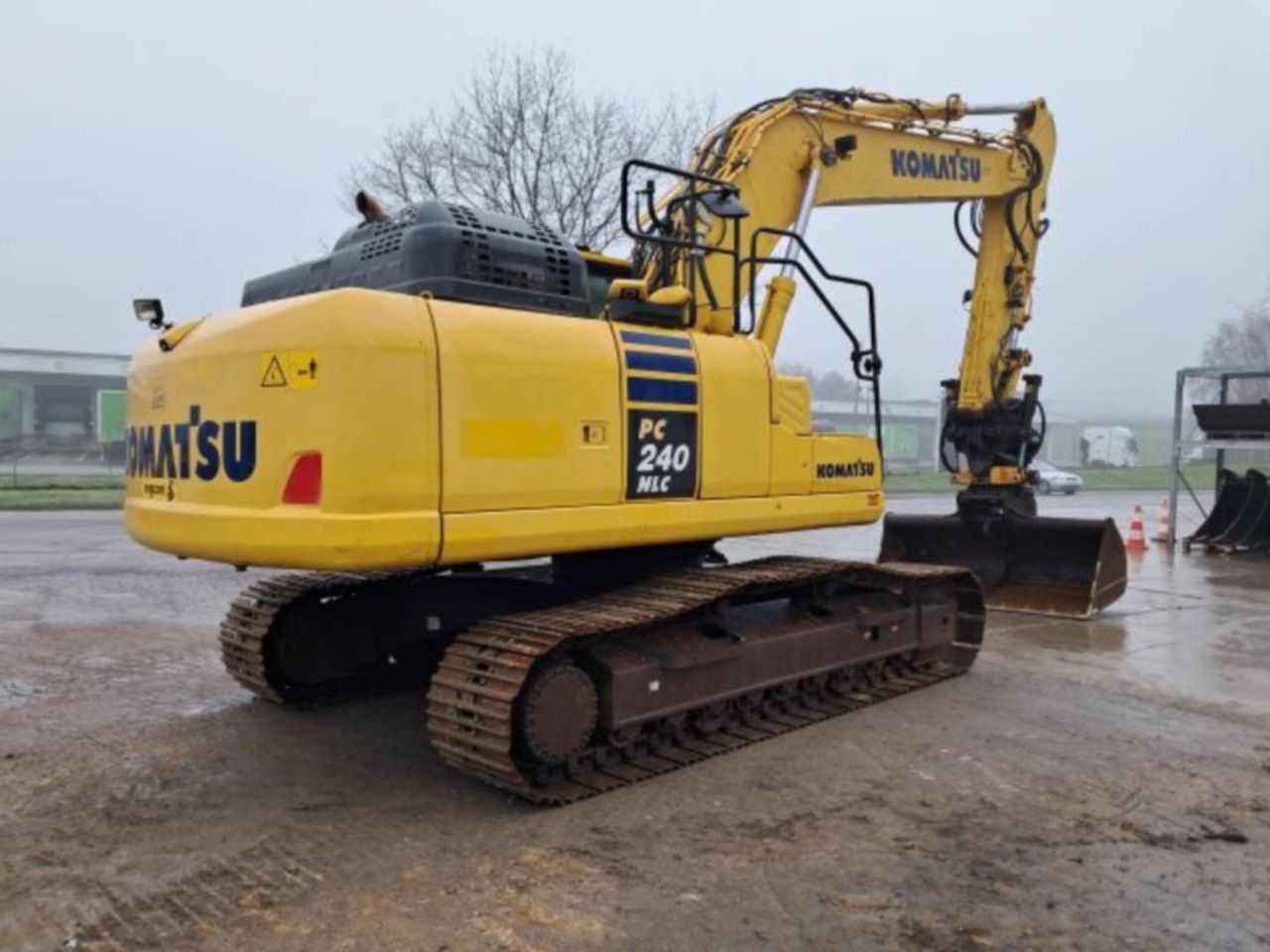 2019 Komatsu PC240NLC excavator, rear three-quarter view 2019 Komatsu PC240NLC excavator, rear three-quarter view