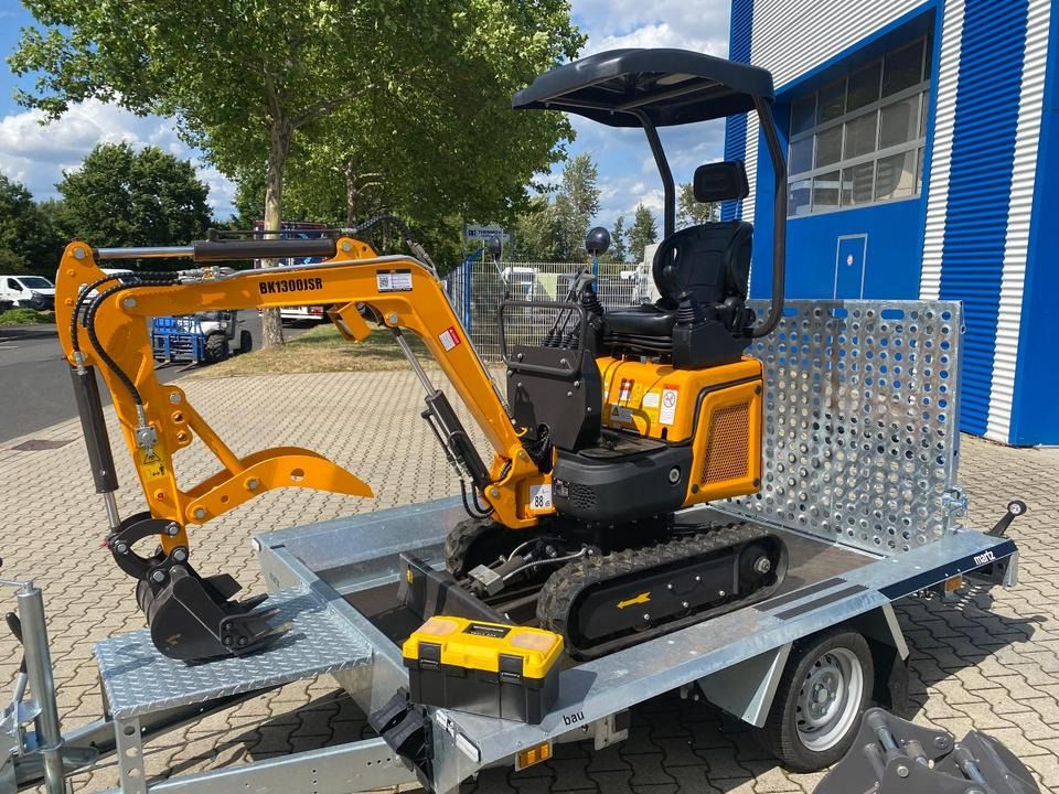 Berger Kraus BK1300JSR mini excavator on trailer, side view