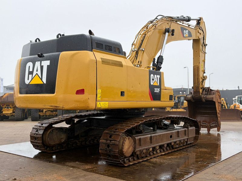 2019 Caterpillar 352F crawler excavator, rear three-quarter view 2019 Caterpillar 352F crawler excavator, rear three-quarter view