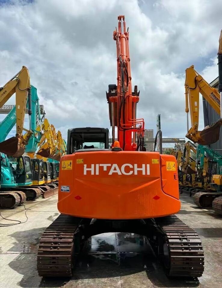 2025 Hitachi 135 crawler excavator, rear view 2025 Hitachi 135 crawler excavator, rear view