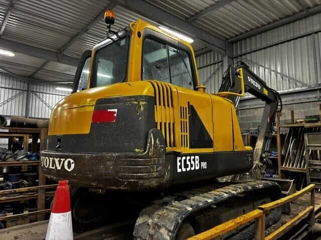 2006 Volvo EC55B Pro mini excavator, rear three-quarter view 2006 Volvo EC55B Pro mini excavator, rear three-quarter view