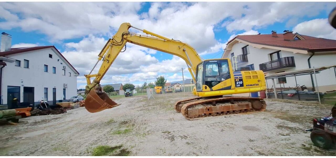 Komatsu PC210LC-10 crawler excavator, side view