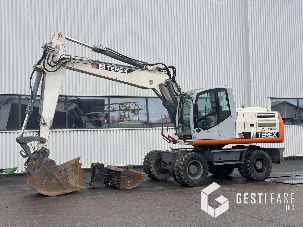 2007 Terex TW190 wheel excavator, side profile view 2007 Terex TW190 wheel excavator, side profile view