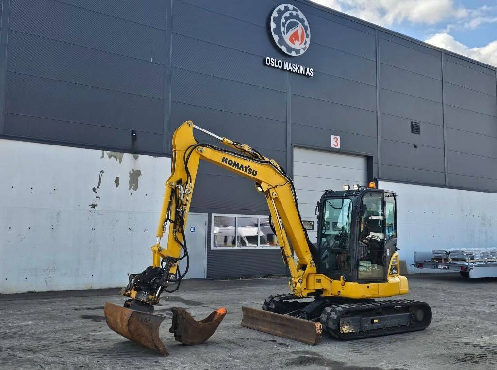 2020 Komatsu PC58MR-5E0 mini excavator, side view 2020 Komatsu PC58MR-5E0 mini excavator, side view
