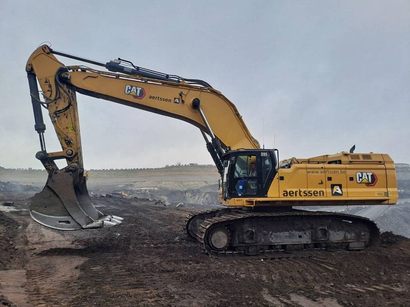 2024 Caterpillar 395 crawler excavator, side profile view 2024 Caterpillar 395 crawler excavator, side profile view