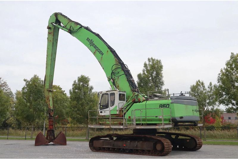 2015 Sennebogen 860R material handler, side view