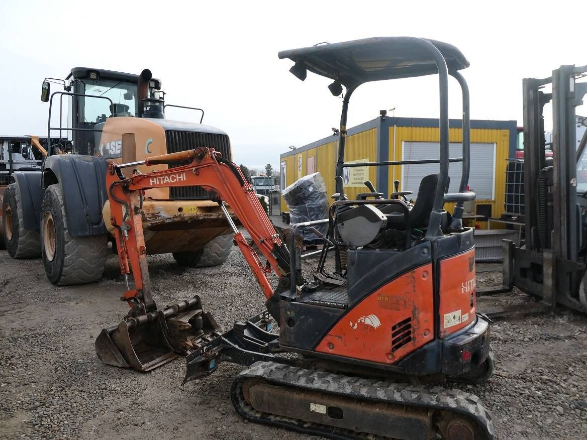 2008 Hitachi ZX17U mini excavator, side view 2008 Hitachi ZX17U mini excavator, side view