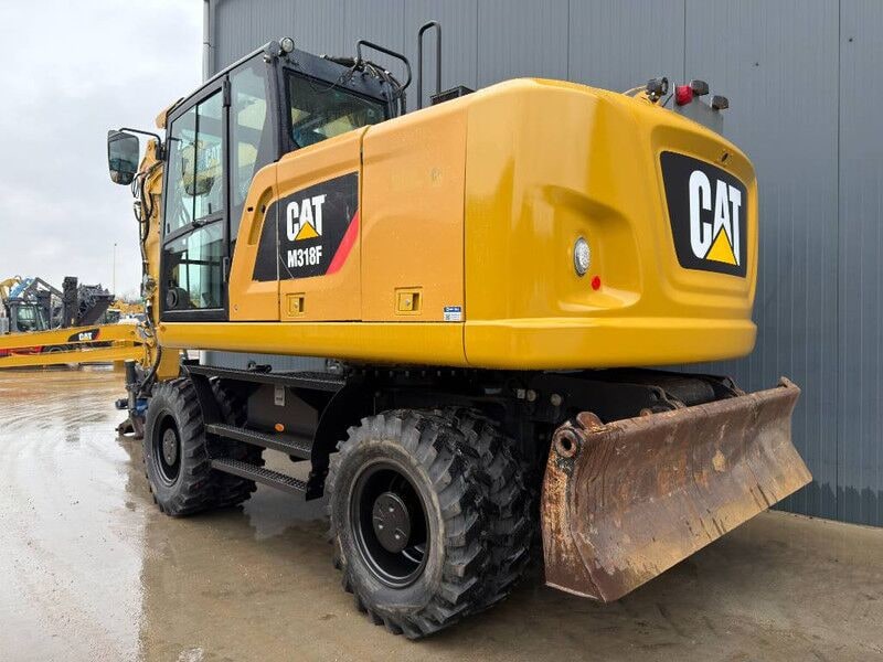 2015 Caterpillar M318F wheel excavator rear three-quarter view 2015 Caterpillar M318F wheel excavator rear three-quarter view
