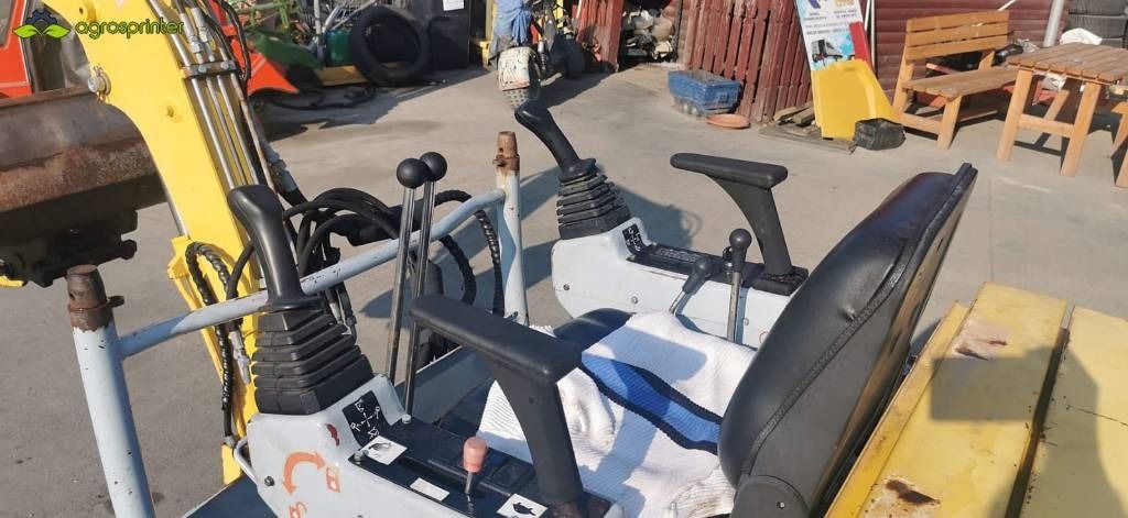 2005 Yuchai YC15SCH-7 mini excavator operator station view