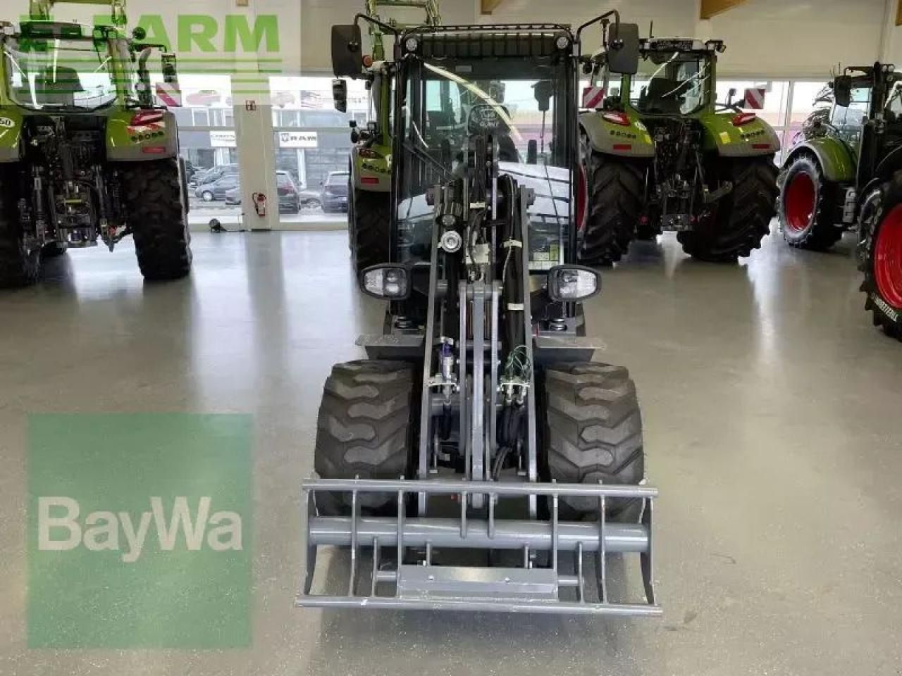 2023 Giant G2700E T wheel loader, front view