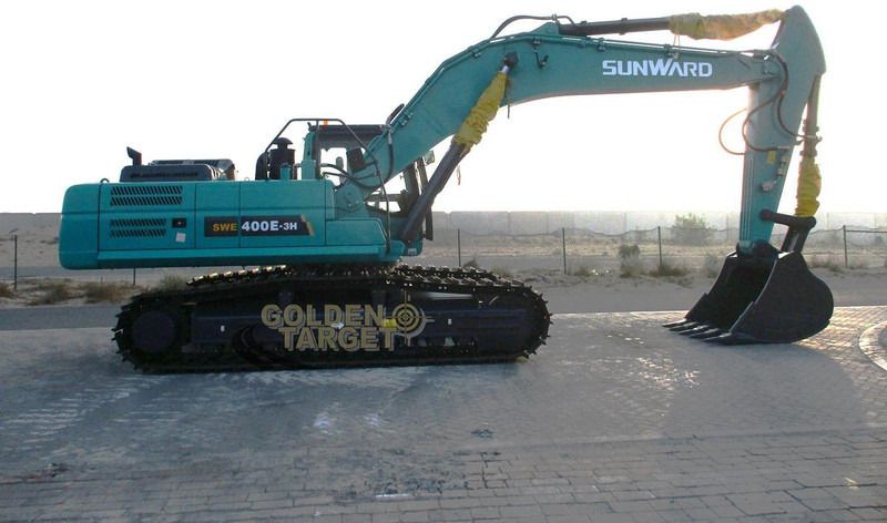 2024 Sunward SWE400E-3H excavator, side view 2024 Sunward SWE400E-3H excavator, side view