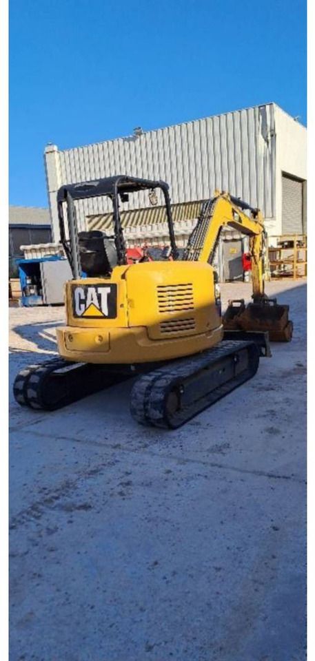 2018 Caterpillar 305.5E2 crawler excavator, rear three-quarter view 2018 Caterpillar 305.5E2 crawler excavator, rear three-quarter view