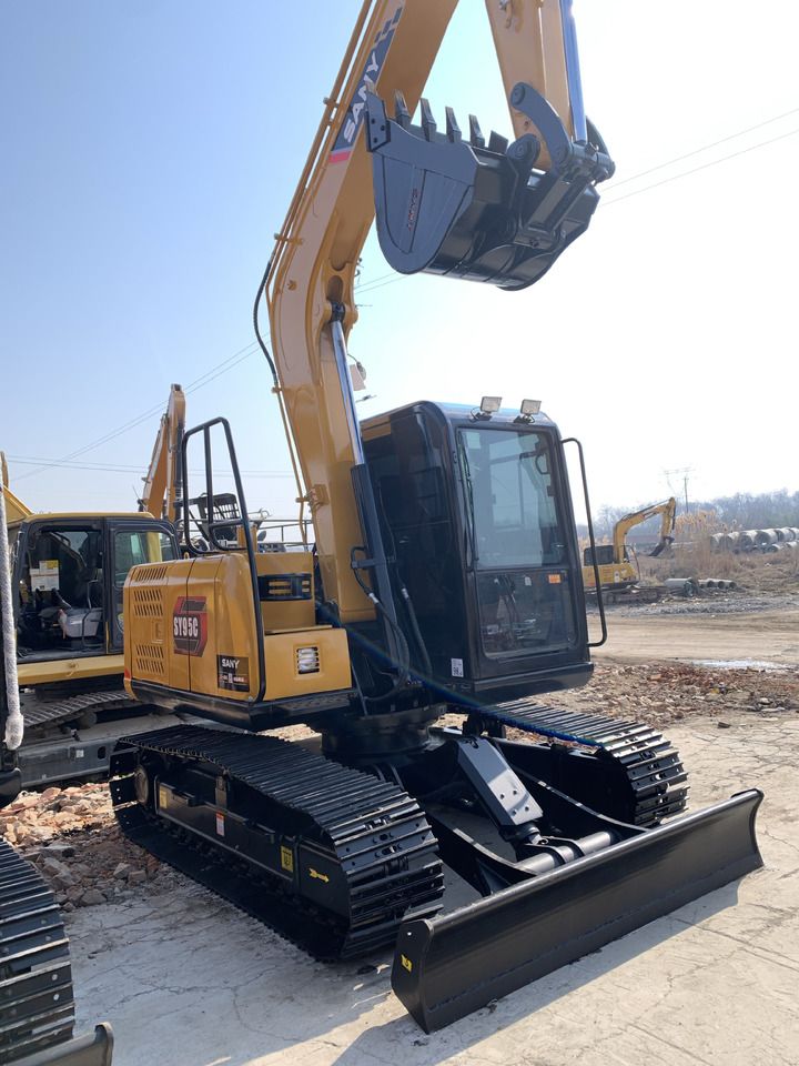 2023 Sany SY95C crawler excavator, front three-quarter view 2023 Sany SY95C crawler excavator, front three-quarter view