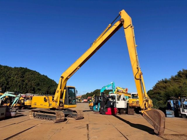 1994 Komatsu PC120-6 crawler excavator, side view with long reach boom 1994 Komatsu PC120-6 crawler excavator, side view with long reach boom