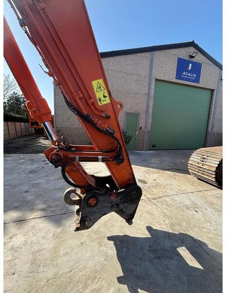 2020 Hitachi ZX300LC-6 crawler excavator boom and quick coupler detail 2020 Hitachi ZX300LC-6 crawler excavator boom and quick coupler detail