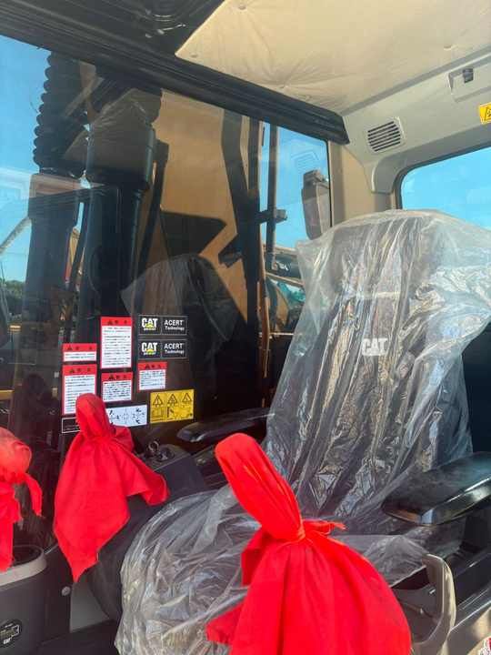 2020 Caterpillar 320D гусеничный экскаватор, вид кабины изнутри 2020 Caterpillar 320D гусеничный экскаватор, вид кабины изнутри