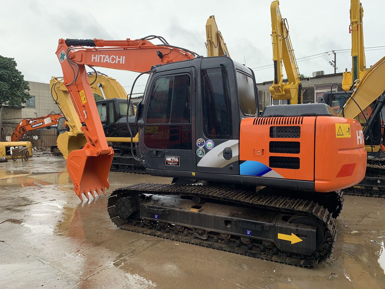 2021 Hitachi ZX120 crawler excavator, side view 2021 Hitachi ZX120 crawler excavator, side view