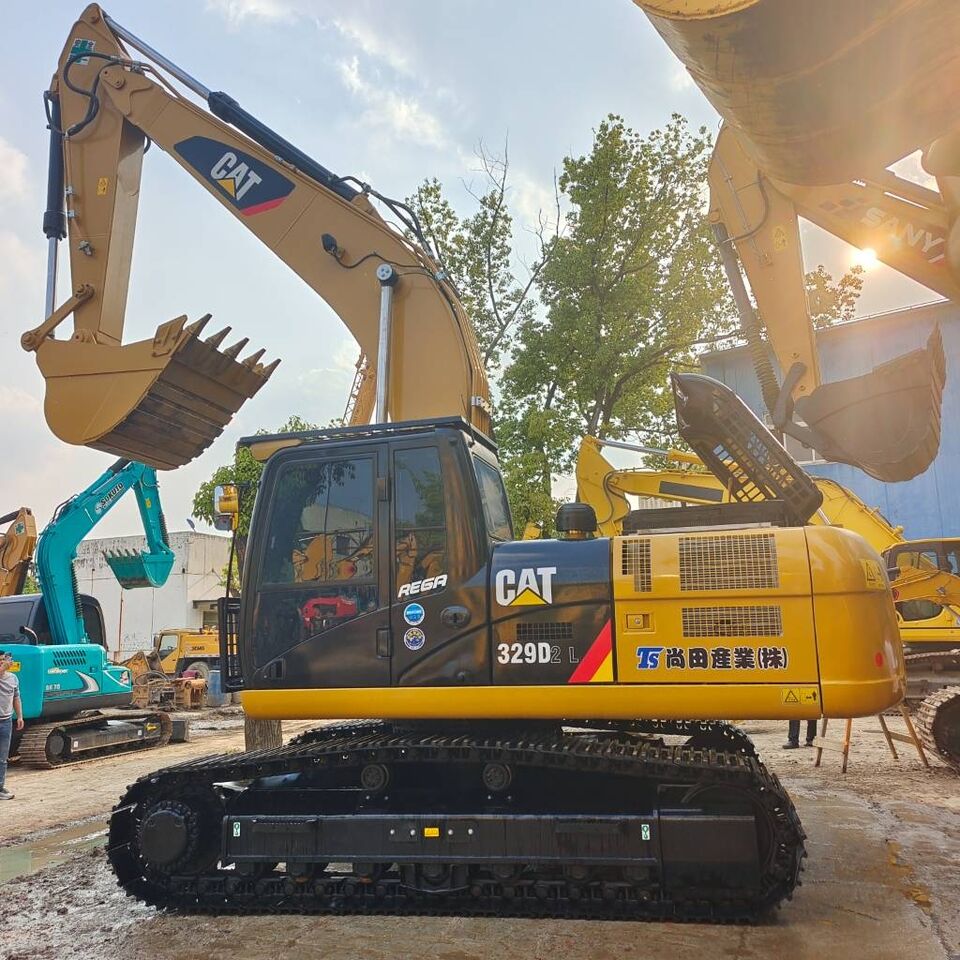2024 Caterpillar 329D2 L crawler excavator, side profile view 2024 Caterpillar 329D2 L crawler excavator, side profile view