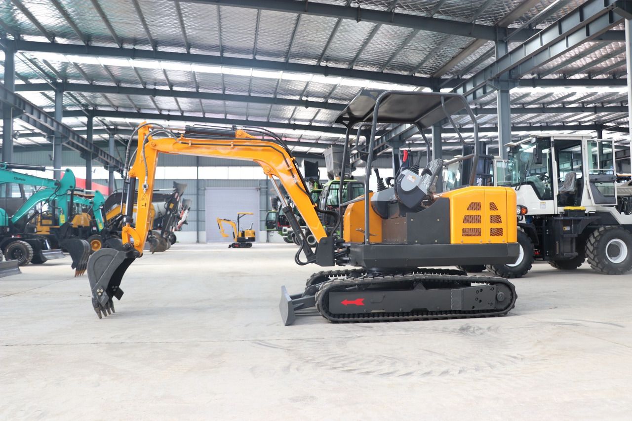 2025 Kubota MB 30-VSH mini excavator side view 2025 Kubota MB 30-VSH mini excavator side view