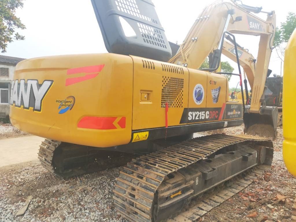 2023 Sany SY215-9 crawler excavator rear three-quarter view 2023 Sany SY215-9 crawler excavator rear three-quarter view