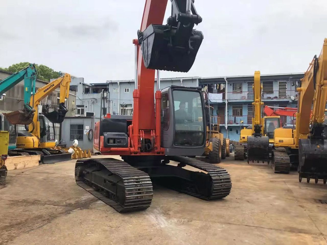 2020 Hitachi ZX210 crawler excavator, front view 2020 Hitachi ZX210 crawler excavator, front view