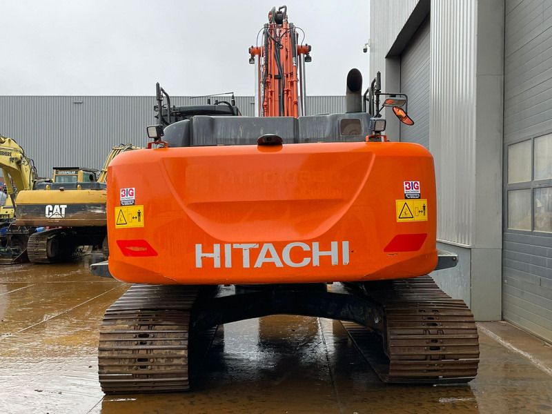 2018 Hitachi ZX250LC-6 crawler excavator, rear view 2018 Hitachi ZX250LC-6 crawler excavator, rear view