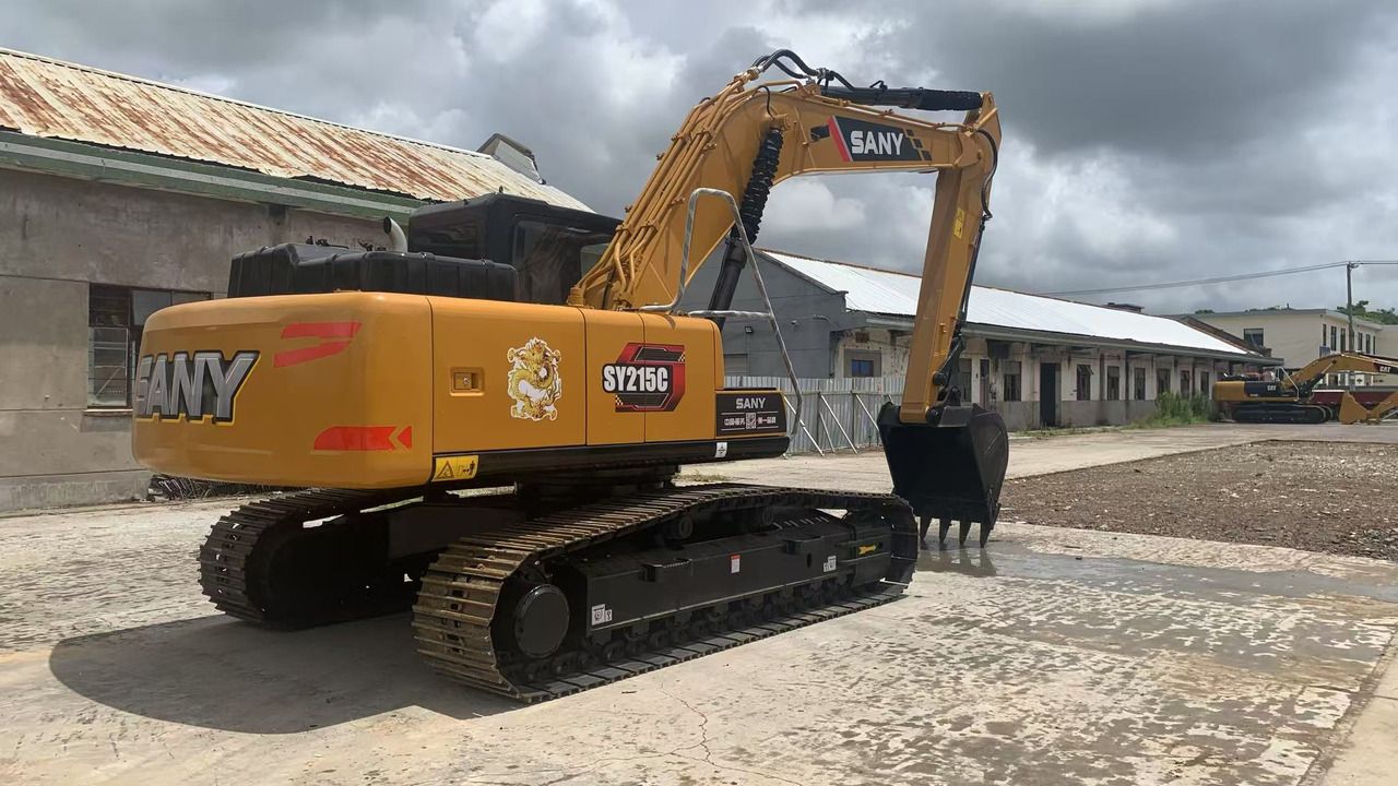 2024 Sany SY215C crawler excavator, rear three-quarter view 2024 Sany SY215C crawler excavator, rear three-quarter view