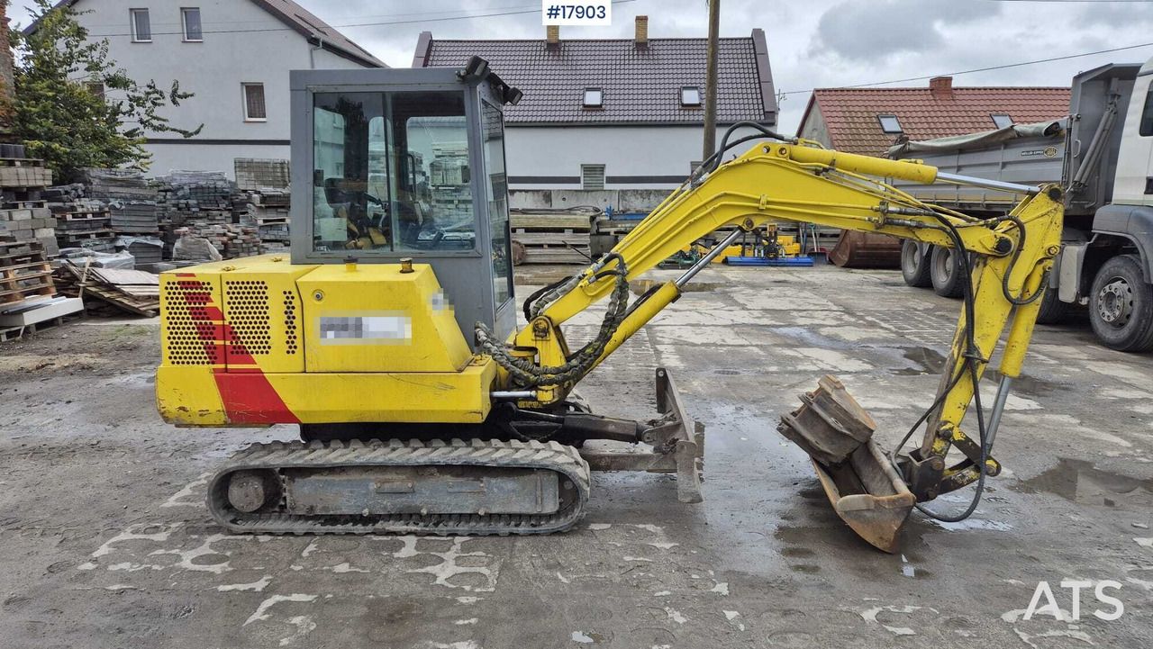 1992 Bobcat 231 mini excavator, side view 1992 Bobcat 231 mini excavator, side view
