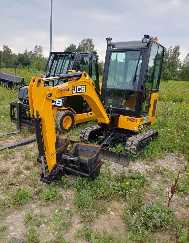 2022 JCB 19C-1 crawler excavator, front three-quarter view 2022 JCB 19C-1 crawler excavator, front three-quarter view