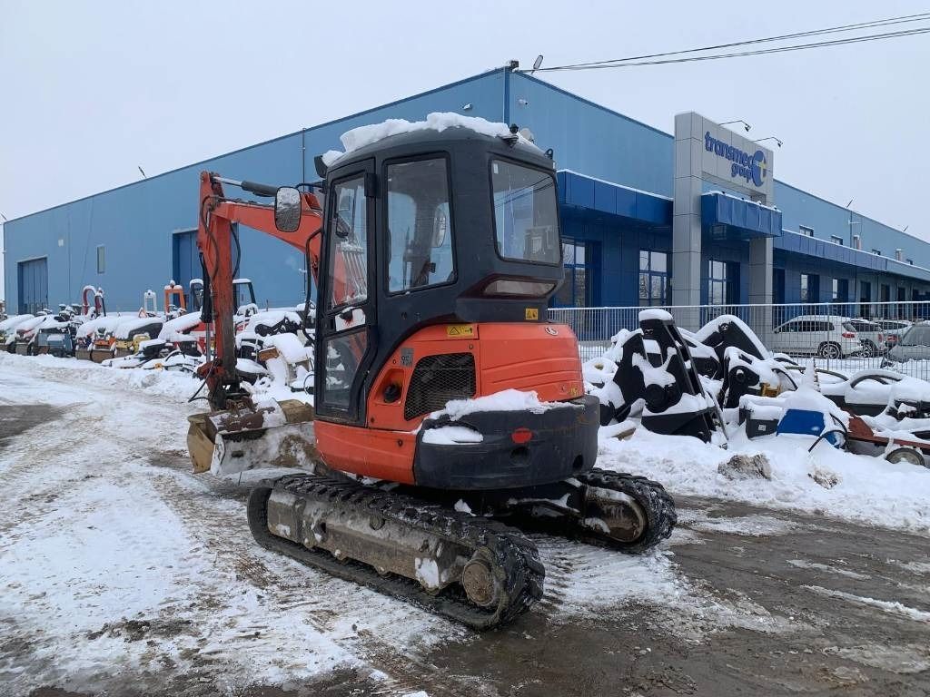 2014 Kubota U35-3 mini excavator, rear three-quarter view 2014 Kubota U35-3 mini excavator, rear three-quarter view