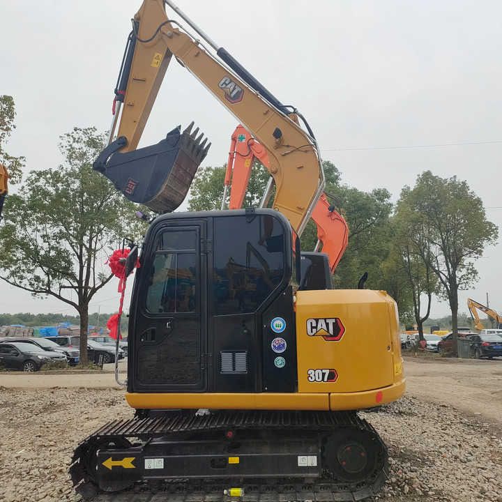 2022 Caterpillar 307E mini excavator side view 2022 Caterpillar 307E mini excavator side view