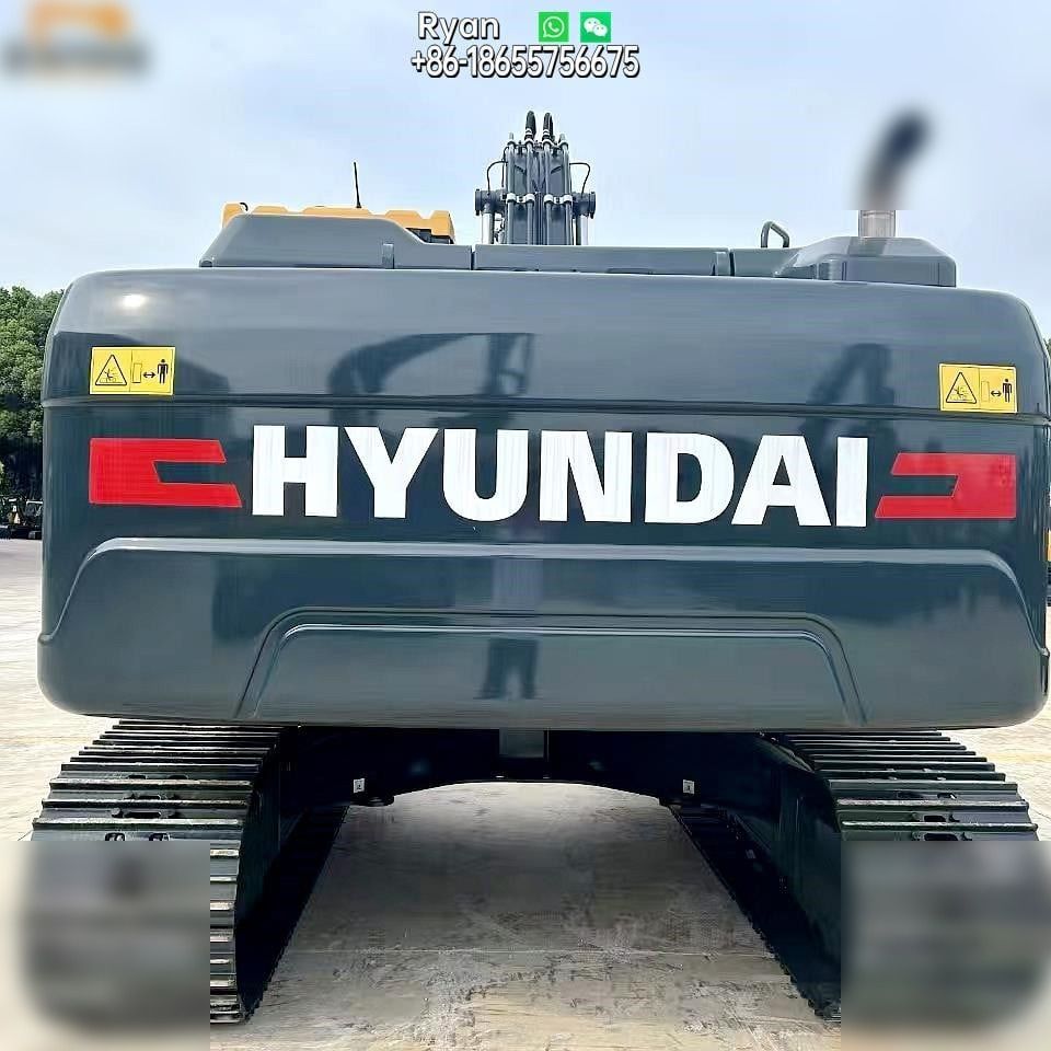 2025 Hyundai HX220L crawler excavator, rear view