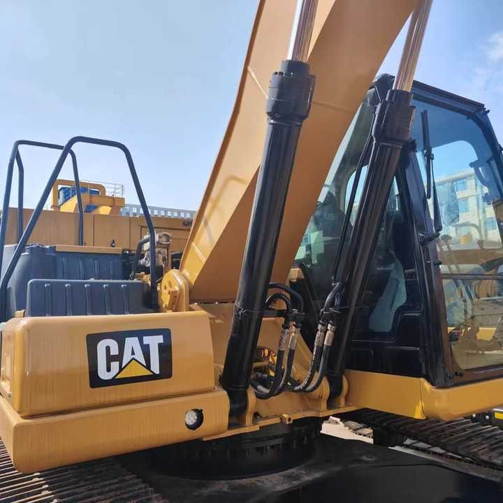 2019 Caterpillar 320GC Gąsienicowa koparka