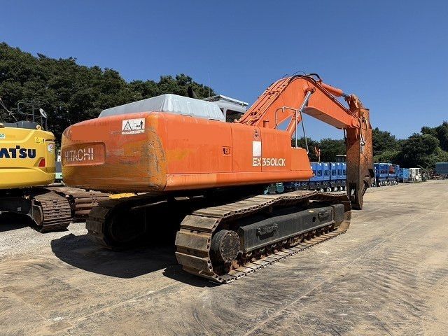 2000 Hitachi EX350LCK-5 crawler excavator, rear three-quarter view 2000 Hitachi EX350LCK-5 crawler excavator, rear three-quarter view