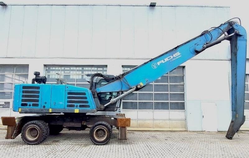 2018 Fuchs MHL350F material handler, side view 2018 Fuchs MHL350F material handler, side view