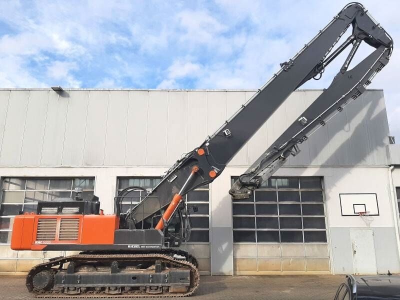 2021 Hitachi KMC500 S-6 demolition excavator side view 2021 Hitachi KMC500 S-6 demolition excavator side view