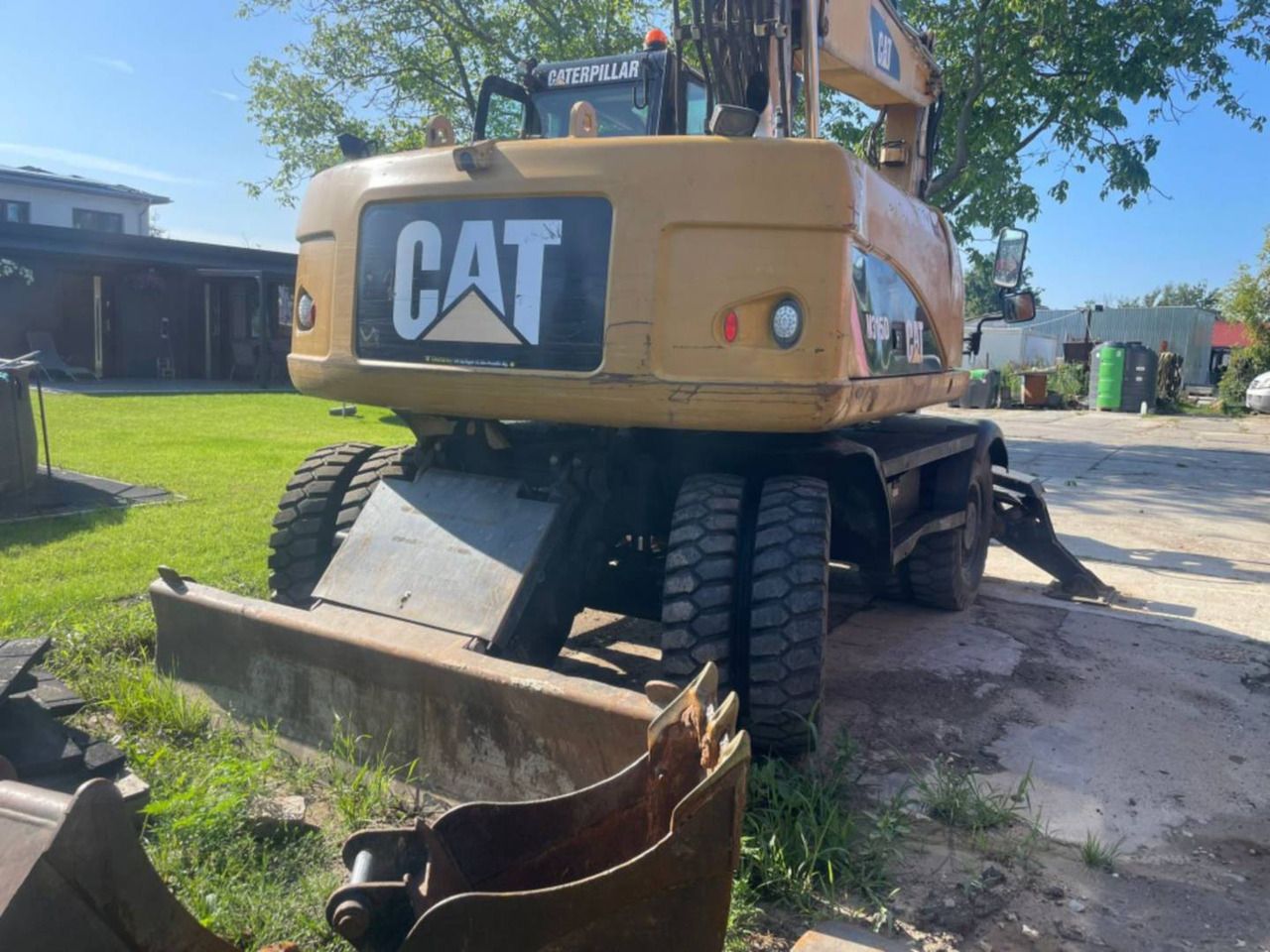 2008 Caterpillar M315D wheel excavator rear view 2008 Caterpillar M315D wheel excavator rear view