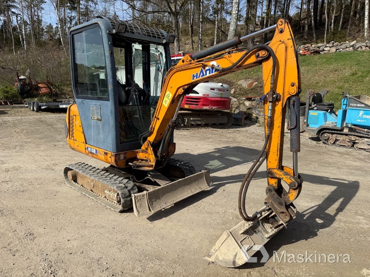 2004 Hanix H15B PLUS-2 Crawler Excavator 2004 Hanix H15B PLUS-2 Crawler Excavator