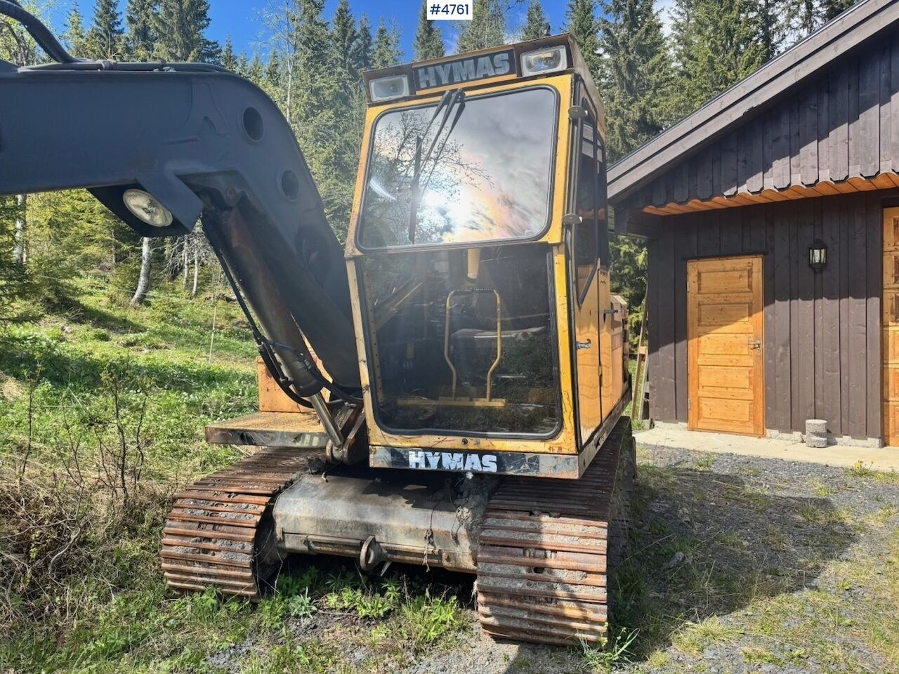 1990 Hymas 82R crawler excavator, front view 1990 Hymas 82R crawler excavator, front view