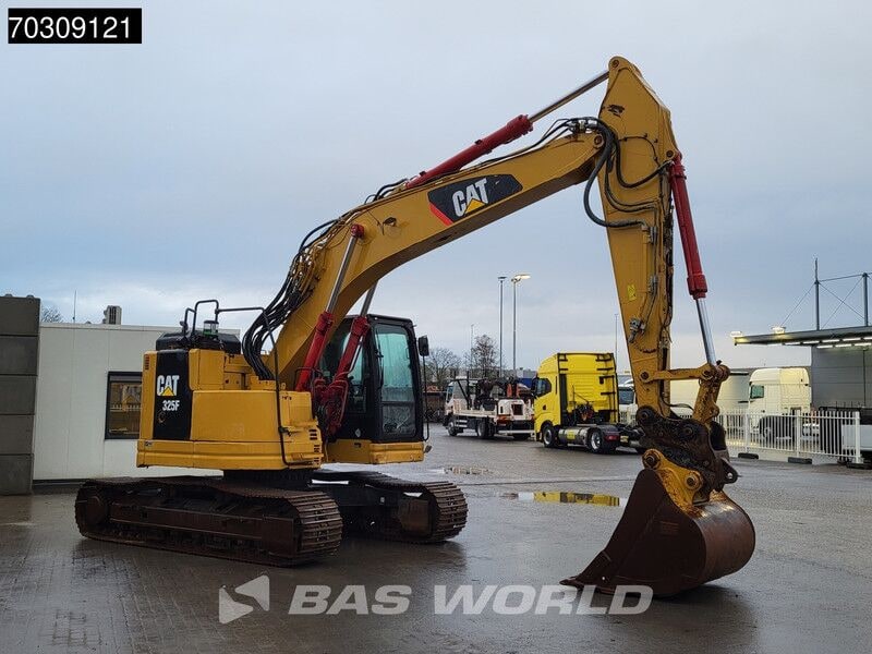 2016 Caterpillar 325F crawler excavator, rear three-quarter view