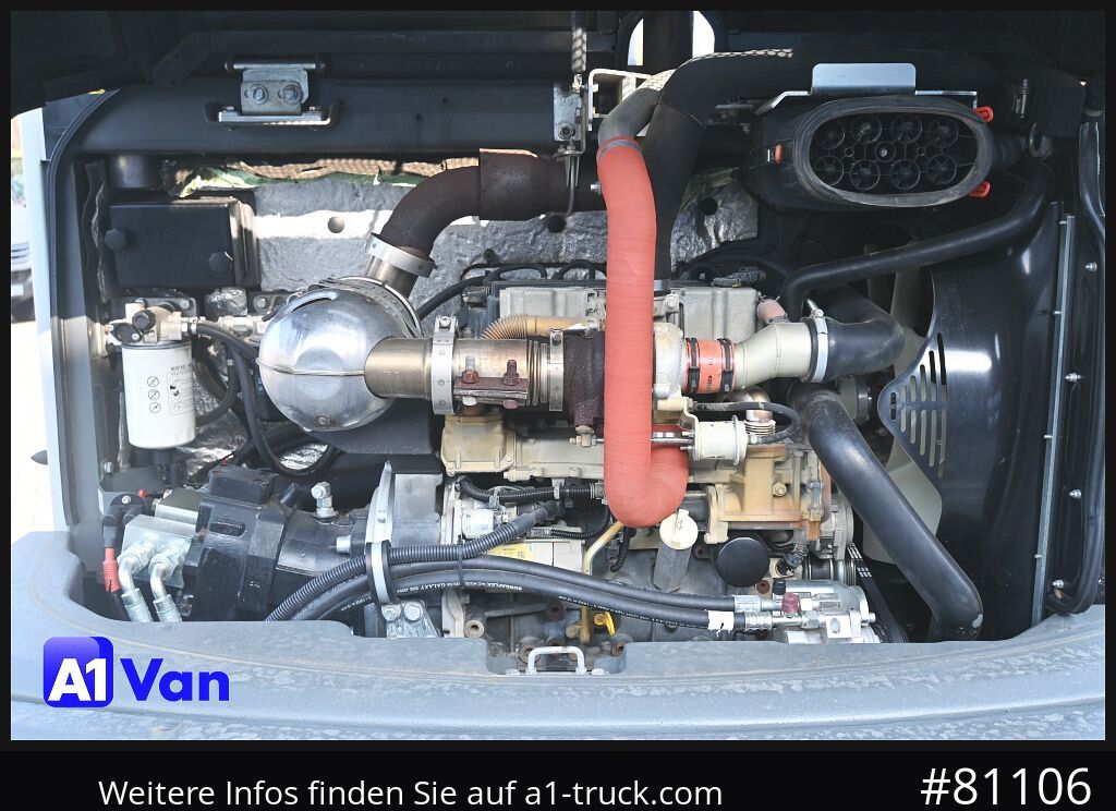 2016 Wacker Neuson ET90 engine compartment view 2016 Wacker Neuson ET90 engine compartment view