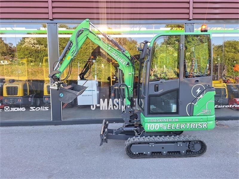 2025 Mole M20 mini excavator, side view 2025 Mole M20 mini excavator, side view