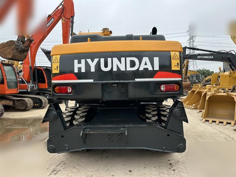 2020 Hyundai R220LC-9S crawler excavator, rear view