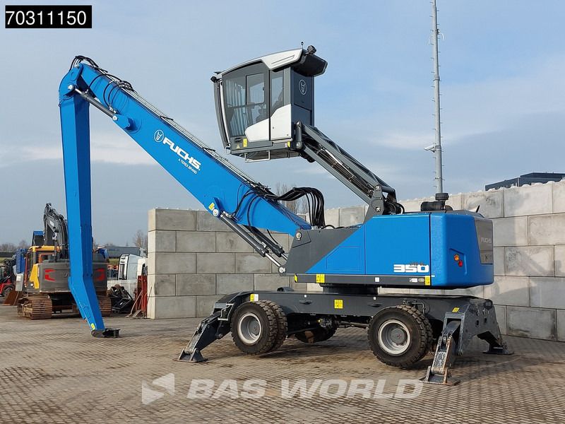 2024 Terex Fuchs MHL350 S5 material handler, side view 2024 Terex Fuchs MHL350 S5 material handler, side view